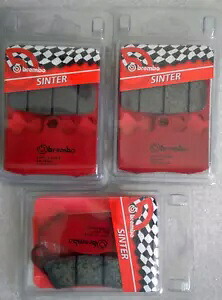 Brembo フロント/リア ブレーキ パッド セット BMW R 1150 RT 2001 - 2005 に適合 BREMBO FRONT / REAR BRAKE PADS SET COMPATIBLE FOR BMW R 1150 RT 2001 - 2005 【並行輸入品】