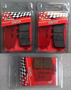 ブレンボ フロント/リア ブレーキパッドセット ホンダ ホーネット CB 600 F 2007 - 2010用 BREMBO FRONT / REAR BRAKE PADS SET FOR HONDA HORNET CB 600 F 2007 - 2010 【並行輸入品】