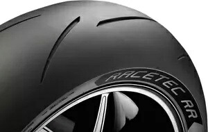 Racetec RR ミディアム リアタイヤ 190/55ZR17 メッツラー 2526100 Racetec RR Medium Rear Tire 190/55ZR17 Metzeler 2526100 【並行輸入品】