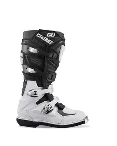 GXJ ブーツ ブラック/ホワイト サイズ - ユース 4 ガエルネ 2169-004-4 GXJ Boot Black/White Size - Youth 4 Gaerne 2169-004-4 【並行輸入品】