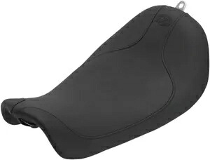 ランアラウンド スムース ビニール ソロ シート ブラック フォーム ロー マスタング 76866 Runaround Smooth Vinyl Solo Seat Black Foam Low Mustang 76866 【並行輸入品】