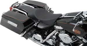ドラッグ スペシャリティーズ 前方位置決め付きスムーズ ロープロファイル ソロ シート 0801-0730 Drag Specialties Smooth Low-Profile Solo Seat with Forward Positioning 0801-0730 【並行輸入品】