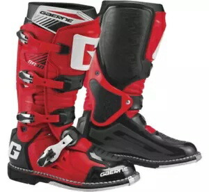 SG10 ブーツ レッド/ブラック サイズ - 13 ガエルネ 2190-005-13 SG10 Boot Red/Black Size - 13 Gaerne 2190-005-13 【並行輸入品】