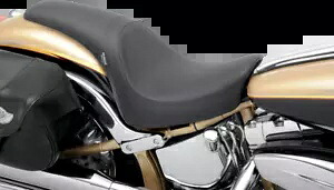 ドラッグスペシャリティーズ スムースプレデターシート 0802-0465 Drag Specialties Smooth Predator Seat 0802-0465 【並行輸入品】｜カスタムパーツ WORLD倉庫