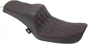 プレデター ダブル ダイヤモンド 2アップ シート ブラック/レッド ドラッグ スペシャリティーズ 0803-0654 Predator Double Diamond 2-Up Seat Black/Red Drag Specialties 0803-0654 【並行輸入品】
