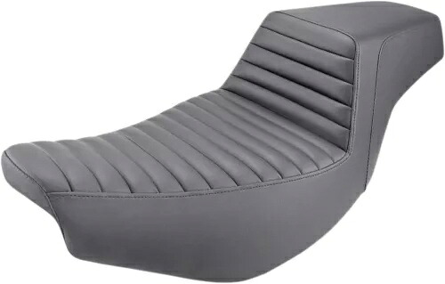 ステップアップ タック アンド ロール 2 アップ シート - ブラック サドルメン I14-07-171 Step-Up Tuck and Roll 2-Up Seat - Black Saddlemen I14-07-171 【並行輸入品】