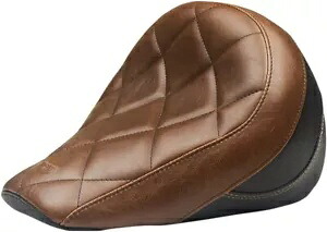ダイヤモンド ビニール ソロ シート ブラウン フォーム マスタング 76843 18-21 インディアン スカウト ボバー用 Diamond Vinyl Solo Seat Brown Foam Mustang 76843 For 18-21 Indian Scout Bobber 【並行輸入品】