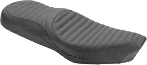 スポーツ ツーリング リブ ビニール 2 アップ シート - ブラック マスタング 76827 Sport Touring Ribbed Vinyl 2-Up Seat - Black Mustang 76827 【並行輸入品】