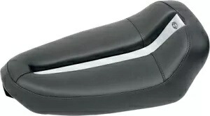 Tech Plain ソロシート ブラック/ホワイト Saddlemen 0810-0843 10-12 ハーレー XR1200 用 Tech Plain Solo Seat Black/White Saddlemen 0810-0843 For 10-12 Harley XR1200 【並行輸入品】