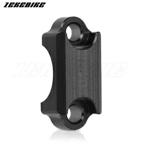 ハンドルバークランプカバーヤマハ YZ 80/85/125/250/250F/426F/450F 2001-2021 新 Handle Bar Clamp Cover For YAMAHA YZ 80/85/125/250/250F/426F/450F 2001-2021 New 【並行輸入品】