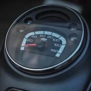 ブラックフロントデジタルマイレージスクリーンメーターパネルディスプレイ Vespa GTV 300 22-2023用 BLACK FRONT DIGITAL MILEAGE SCREEN METER PANEL DISPLAY FOR VESPA GTV 300 22-2023 【並行輸入品】