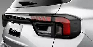 マットブラック テールライトランプトリム スクラッチガード フォード レンジャー エベレスト 2022-2023用 MATTE BLACK TAIL LIGHT LAMP TRIM SCRATCH GUARD FOR FORD RANGER EVEREST 2022-2023 【並行輸入品】