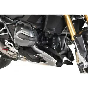 Puig エンジンスポイラー BMW R 1200 R 2015 - 2018 カーボンルック 7690C に適合 PUIG ENGINE SPOILER COMPATIBLE FOR BMW R 1200 R 2015 - 2018 CARBON LOOK 7690C 【並行輸入品】｜カスタムパーツ WORLD倉庫