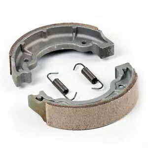 ブレーキシュー 130x28mm ヤマハ YBR 125 05-06用 Brake Shoes 130x28mm for Yamaha YBR 125 05-06 【並行輸入品】