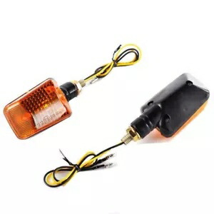 12v ユニバーサルオートバイ 8 ミリメートルターンシグナルウインカーインジケータライトカフェレーサー 12v Universal Motorcycle 8mm Turn Signals Blinker Indicator Lights Cafe Racer 【並行輸入品】