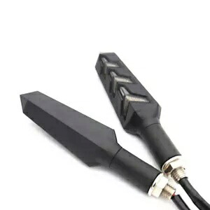 LED オートバイ水流ウインカーライトインジケーターウインカーランプチョッパー LED Motorcycle Water Flowing Turn Signal Lights Indicator Blinker Lamp Chopper 【並行輸入品】