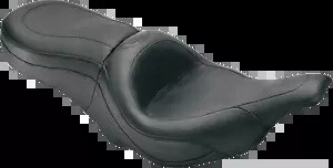 マスタング スポーツ ツーリング ワンピース シート 75454 Mustang Sport Touring One-Piece Seat 75454 【並行輸入品】｜カスタムパーツ WORLD倉庫