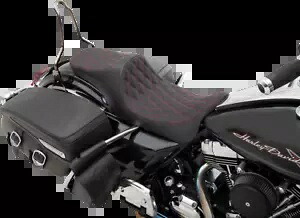 ドラッグスペシャリティーズ プレデターIII 2 アップシート 0801-1306 Drag Specialties Predator III 2 Up Seat 0801-1306 【並行輸入品】