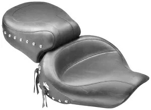 マスタング ワイドスタッズスーパーツーリングシート 75530 Mustang Wide Studded Super Touring Seat 75530 【並行輸入品】
