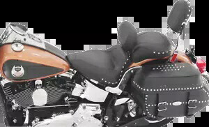 マスタング スタッズ スポーツ ソロ シート バックレスト付き 79489 Mustang Studded Sport Solo Seat with Backrest 79489 【並行輸入品】｜カスタムパーツ WORLD倉庫