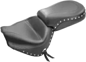 マスタング ワイド ツーリング ツーピース シート 75216 Mustang Wide Touring Two-Piece Seat 75216 【並行輸入品】