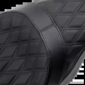 ドラッグ スペシャリティーズ プレデター 2 アップ シート (前方配置付き) 0801-1265 Drag Specialties Predator 2-Up Seats with Forward Positioning 0801-1265 【並行輸入品】