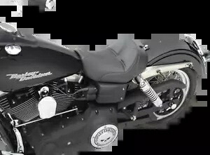 Saddlemen ドミネーター ソロシート バックレストオプション付き 806-04-0042 Saddlemen Dominator Solo Seat with Backrest Option 806-04-0042 【並行輸入品】|カスタムパーツ WORLD倉庫