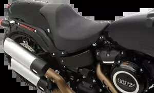 ドラッグスペシャリティーズ EZ-On ソロシート 0802-1126 Drag Specialties EZ-On Solo Seats 0802-1126 【並行輸入品】