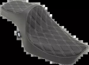 ドラッグ スペシャリティーズ プレデター III シート 0804-0733 Drag Specialties Predator III Seat 0804-0733 【並行輸入品】