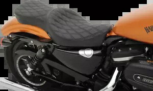 ドラッグスペシャリティーズ ロープロファイル ダブルバケットシート 0804-0605 Drag Specialties Low-Profile Double Bucket Seats 0804-0605 【並行輸入品】