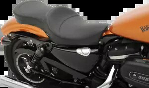 ドラッグスペシャリティーズ ロープロファイル ダブルバケットシート 0804-0604 Drag Specialties Low-Profile Double Bucket Seats 0804-0604 【並行輸入品】｜カスタムパーツ WORLD倉庫
