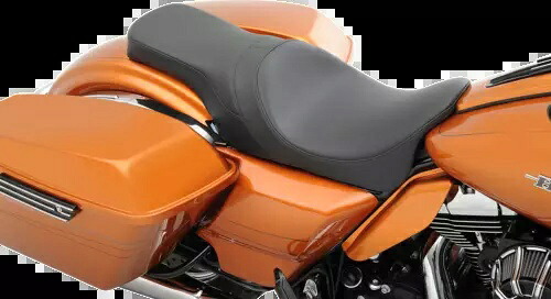 ドラッグ スペシャリティーズ プレデター 2 アップ シート (前方配置付き) 0801-1264 Drag Specialties Predator 2-Up Seats with Forward Positioning 0801-1264 【並行輸入品】