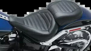 マスタング ソロシートおよびリアシート 75833 Mustang Solo Seats And Rear Seats 75833 【並行輸入品】
