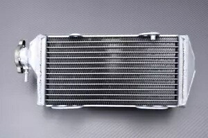 右強化レーシングウォーターラジエーター冷却 BETA RR 125 2T ENDURO 2018-2019 Right Reinforced Racing Water Radiator Cooling BETA RR 125 2T ENDURO 2018-2019 【並行輸入品】