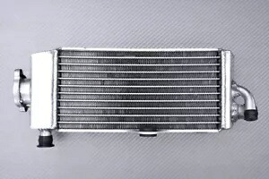 右超強化レーシング AVDB ウォーターラジエーター ヤマハ YZ 125 YZ125 1999-2001 Right Ultra-Reinforced Racing AVDB Water Radiator YAMAHA YZ 125 YZ125 1999-2001 【並行輸入品】