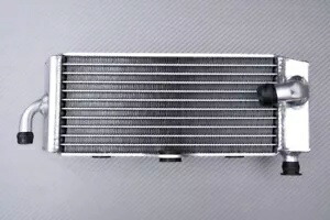 左 超強化レーシング AVDB ウォーターラジエーター ヤマハ YZ 125 YZ125 1997-1998 Left Ultra-Reinforced Racing AVDB Water Radiator YAMAHA YZ 125 YZ125 1997-1998 【並行輸入品】