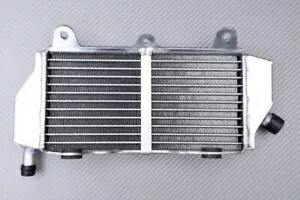 Ultra Amplified Racing ウォータークーラー クーラー 左 ヤマハ YZF 250 YZ250F 2016-18- Ultra Amplified Racing Water Cooler Cooler Left YAMAHA YZF 250 YZ250F 2016-18- 【並行輸入品】