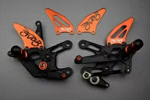 AVDB 調整可能なオレンジ フットレスト システム ヤマハ YZF R6 YZF-R6 RJ09 2005- AVDB Adjustable Orange Footrest System YAMAHA YZF R6 YZF-R6 RJ09 2005- 【並行輸入品】