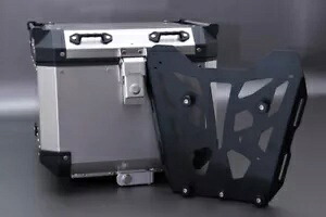 スーツケース トップケース アルミニウム + ファスニング キット BMW F 850 GS 2018-2023- Suitcase top case in aluminum + fastening kit BMW F 850 GS 2018-2023- 【並行輸入品】