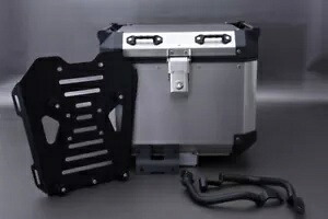 トップケース アルミ トランク + ファスニング キット SUZUKI V-STROM 650 / DL650 XT 2017-2024- Top Case Aluminum Trunk + Fastening Kit SUZUKI V-STROM 650 / DL650 XT 2017-2024- 【並行輸入品】|カスタムパーツ WORLD倉庫