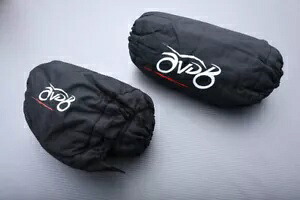 ホイール/タイヤ用フロント+リアヒートカバーのペア 120x180- Pair of front + rear heat cover for wheels / tires 120x180- 【並行輸入品】