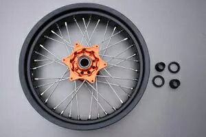 オレンジ スーパーモト スポーク リム フロント ホイール HUSQVARNA FR450 ラリー 2017-24 3,5 ''x17'' Orange Supermoto Spoked Rim Front Wheel HUSQVARNA FR450 RALLY 2017-24 3,5''x17'' 【並行輸入品】
