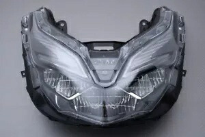 フロントヘッドライト/ヘッドランプ/ヘッドライトホンダ フォルツァ 125 2018-2022 Front Headlight / Headlamp / Head Light HONDA FORZA 125 2018-2022 【並行輸入品】|カスタムパーツ WORLD倉庫