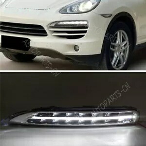 右フロントフォグライトデイタイムランニングランプポルシェカイエン 2011-2014 に適合 Right Front Fog Light Daytime Running Lamp Fit For Porsche Cayenne 2011-2014 【並行輸入品】