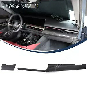 リアルカーボンファイバーセンターダッシュボードパネルストリップトリム 2024+ BMW 5 シリーズ G60 Real Carbon Fiber Center Dashboard Panel Strip Trim For 2024+ BMW 5 Series G60 【並行輸入品】｜カスタムパーツ WORLD倉庫 56,265円