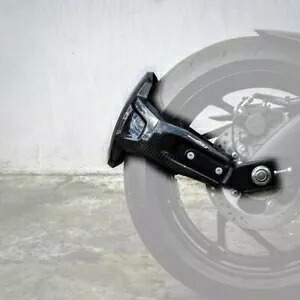 ピラミッド スプレー ガード フェンダー ハガー カーボンファイバー スズキ GSX-S 950 2021 - 2024 Pyramid Spray Guard Fender Hugger Carbon Fibre Suzuki GSX-S 950 2021 - 2024 【並行輸入品】｜カスタムパーツ WORLD倉庫