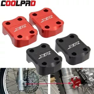 ホンダ XR 400R 1996-2004 2003 XR 400 R フロントアクスルホルダー 2 個 For HONDA XR 400R 1996-2004 2003 XR 400 R FRONT AXLE HOLDER 2PCS 【並行輸入品】