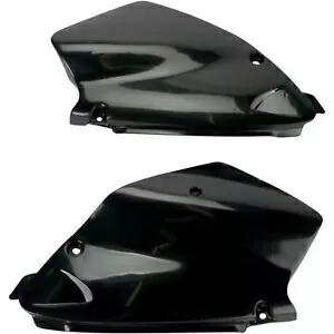 UFO プラスチック サイド パネル - YZ125/250 '96-00 - ブラック YA02899001 UFO Plastics Side Panels - YZ125/250 '96-00 - Black YA02899001 【並行輸入品】