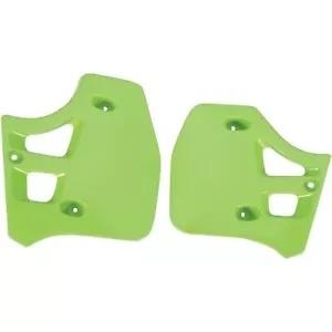 UFO プラスチック ラジエーター シュラウド - KX 250-500 '88-9 - グリーン KA02712026 UFO Plastics Radiator Shroud - KX 250-500 '88-9 - Green KA02712026 【並行輸入品】