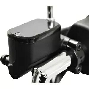 Baron Custom Accessories マスターシリンダーカバー - ボルト 950 - ブラック BA-7650-00B Baron Custom Accessories Master Cylinder Cover - Bolt 950 - Black BA-7650-00B 【並行輸入品】 40,755円